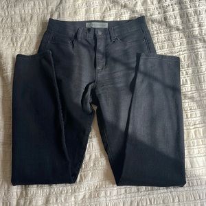 Black skinny jeans